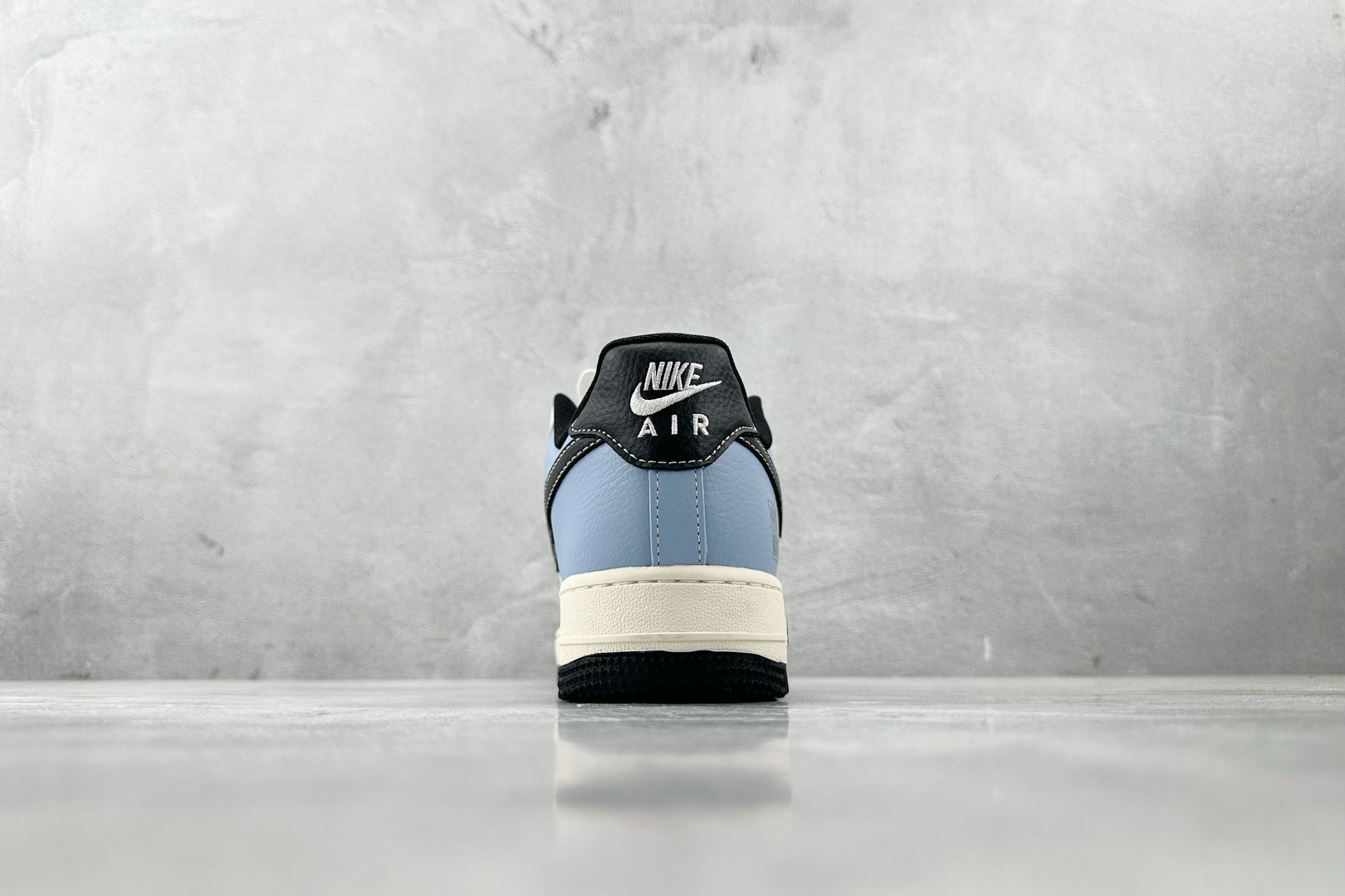 Nike Air Force 1'07 LV 联名 白蓝黑 JJ2508-712