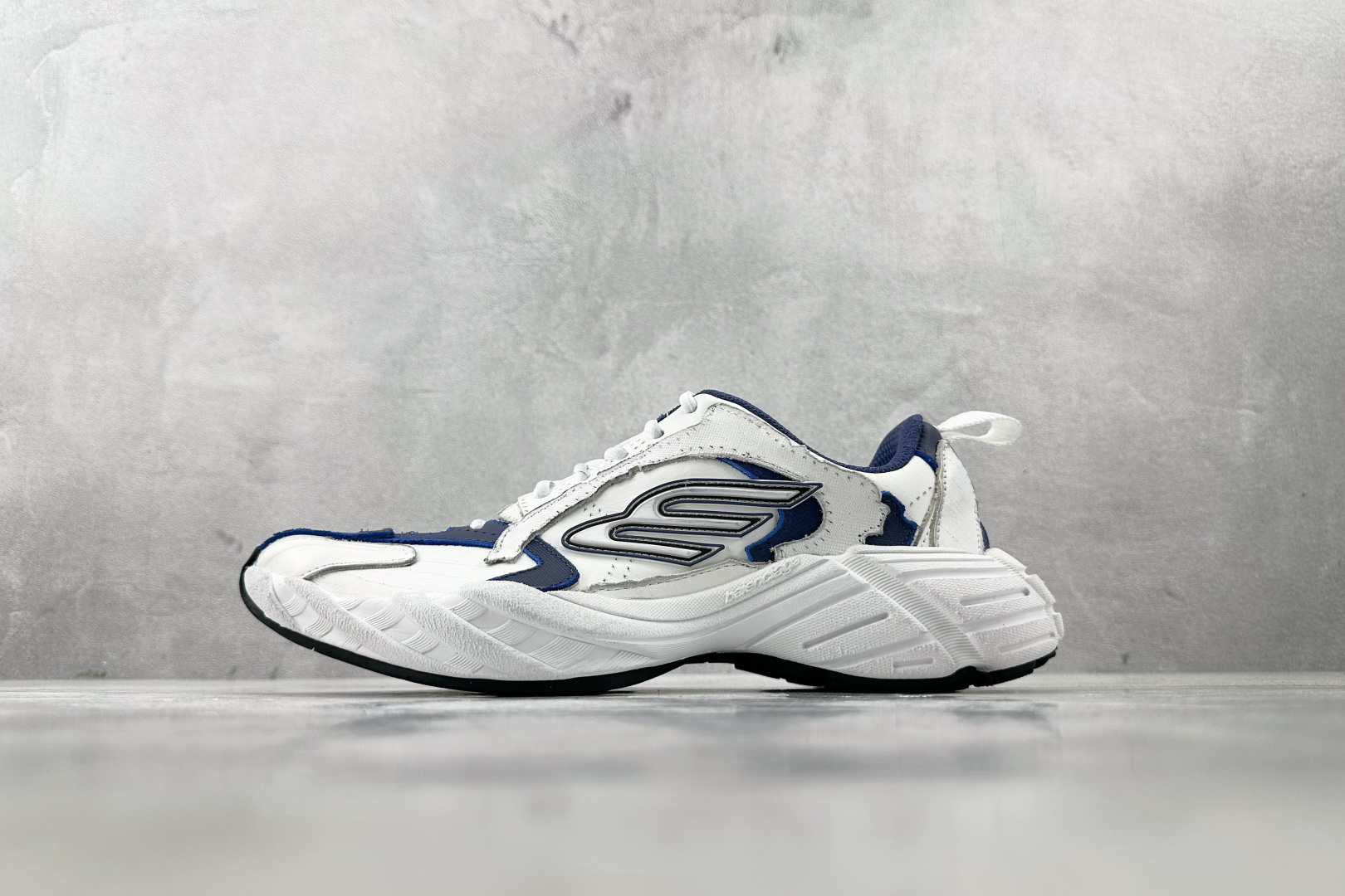 P400VG版本代购版 Balenciaga巴黎世家 Monday 白色 825418WDWTS