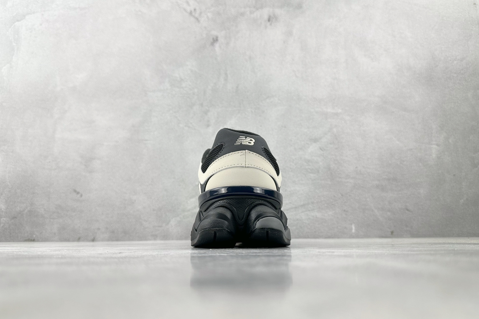 240 大厂出品 New Balance NB 9060 黑白 U9060ZBS