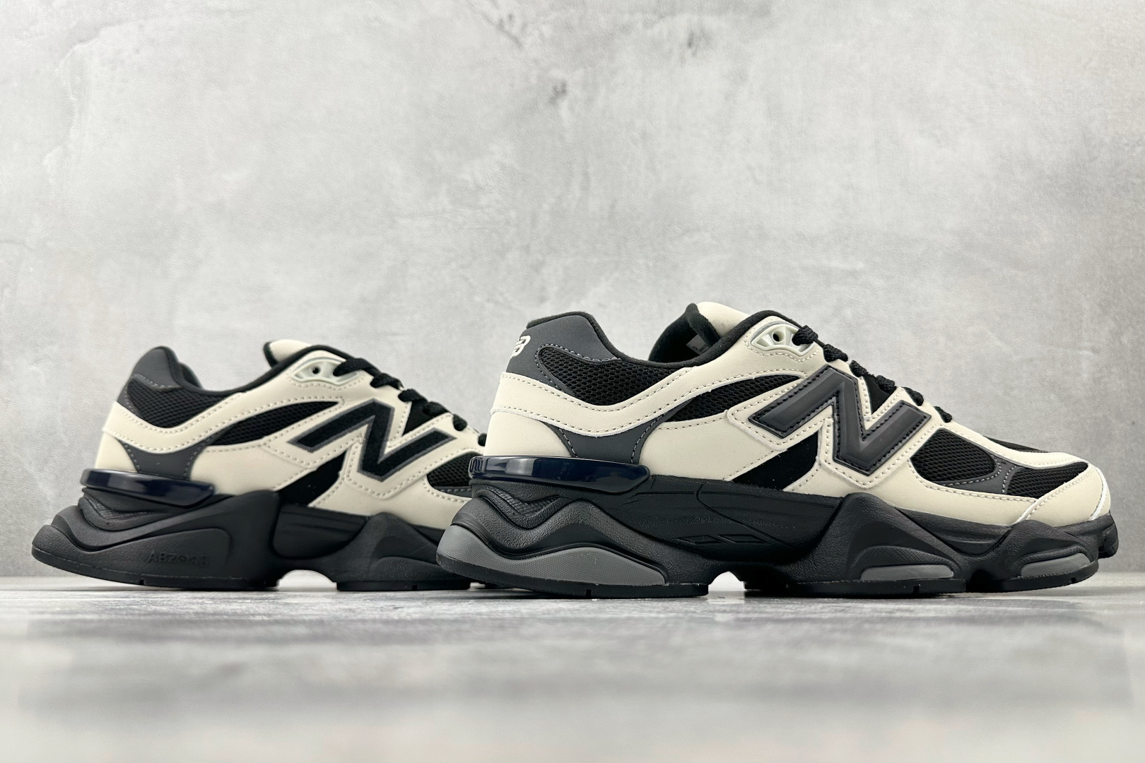 240 大厂出品 New Balance NB 9060 黑白 U9060ZBS