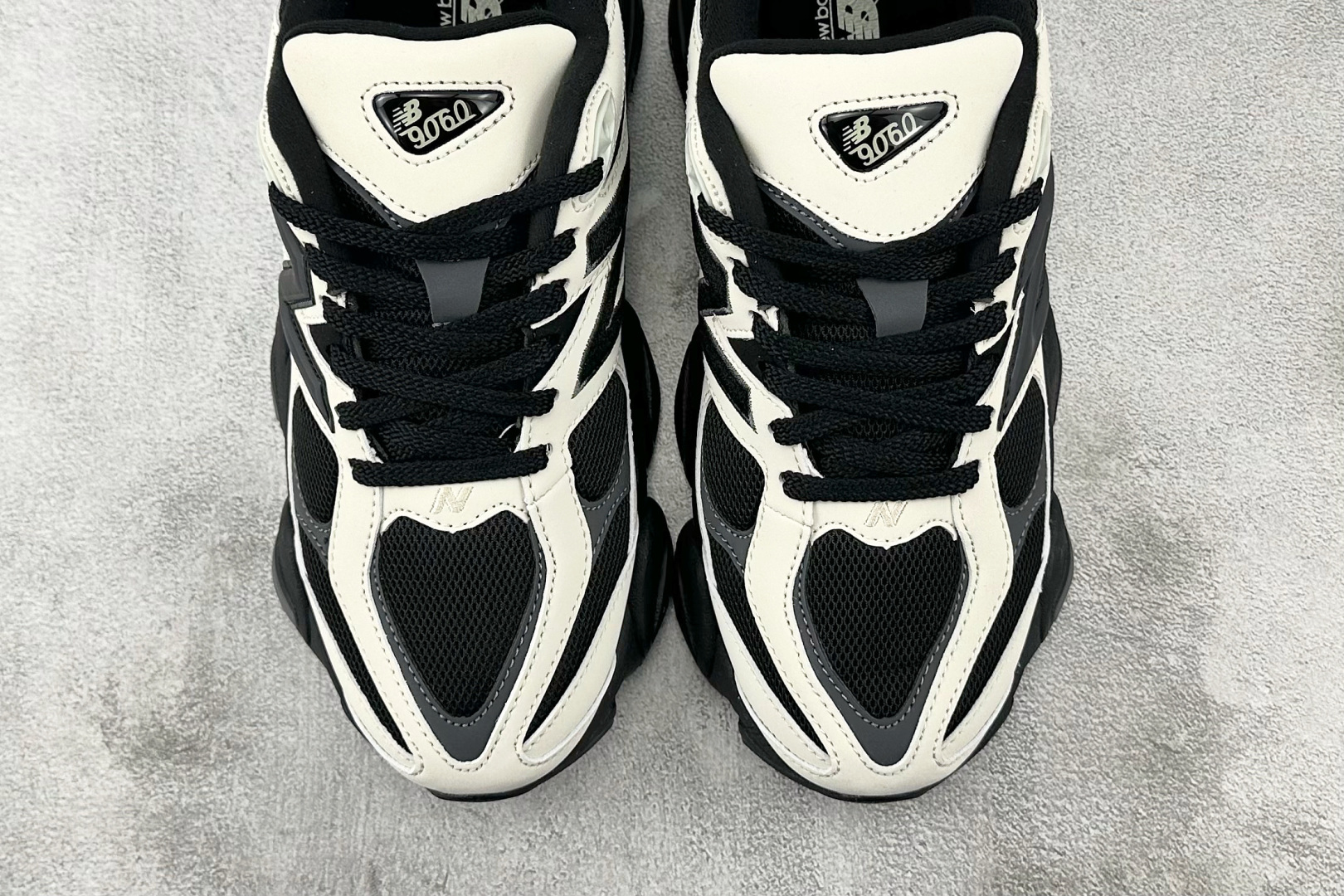 240 大厂出品 New Balance NB 9060 黑白 U9060ZBS