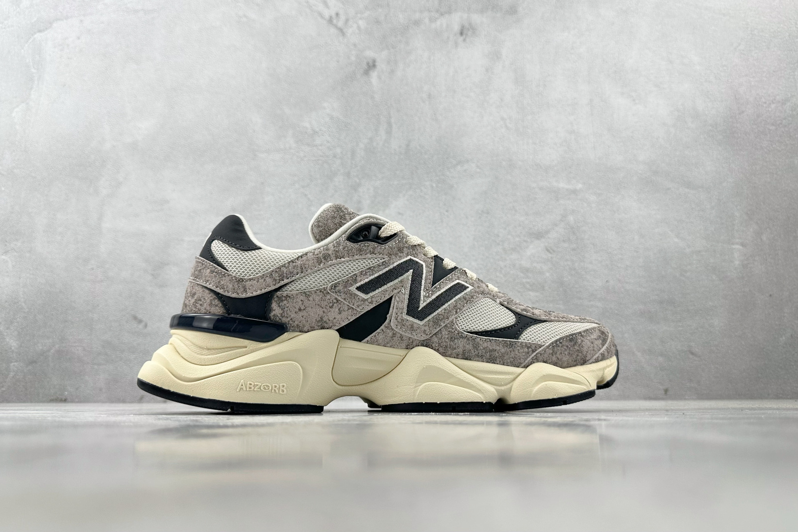 240 大厂出品 New Balance NB 9060 千禧小象蹄 灰黑色 U9060SNA