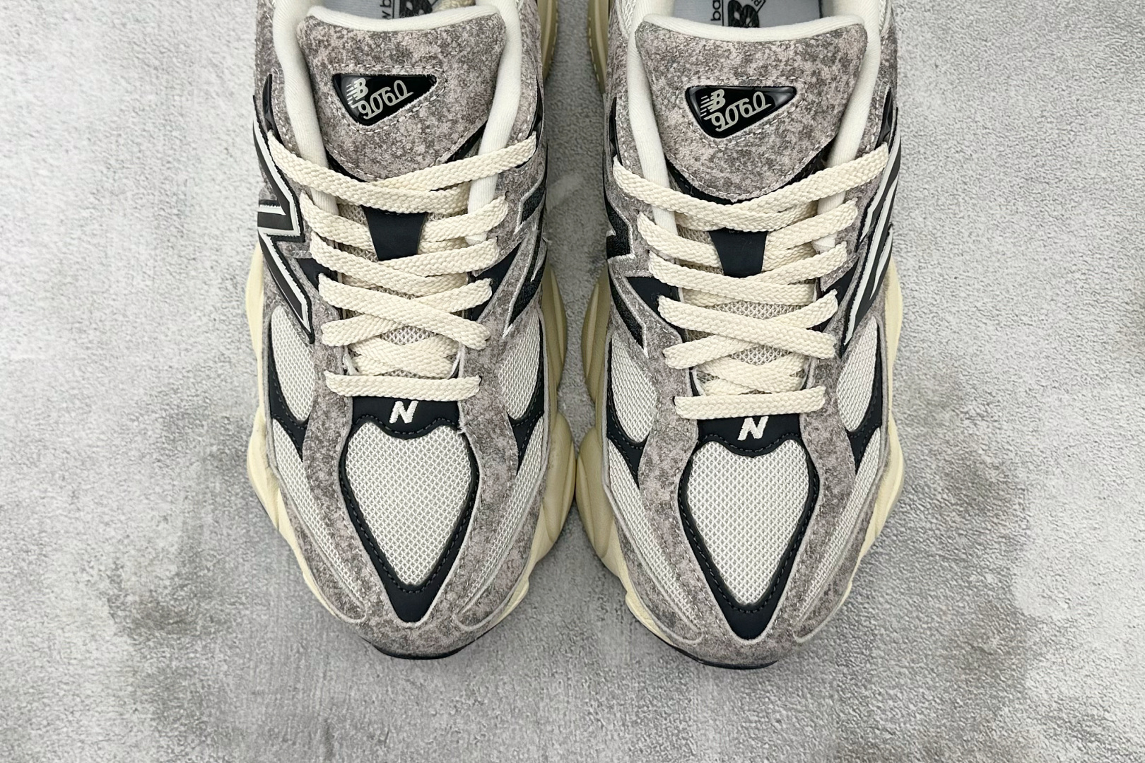 240 大厂出品 New Balance NB 9060 千禧小象蹄 灰黑色 U9060SNA