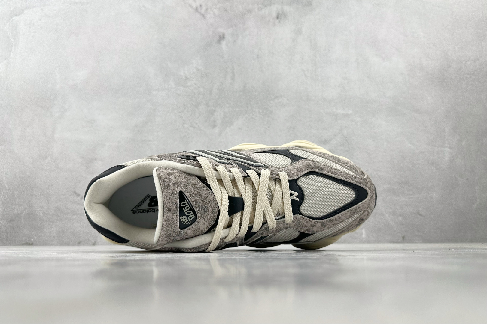 240 大厂出品 New Balance NB 9060 千禧小象蹄 灰黑色 U9060SNA