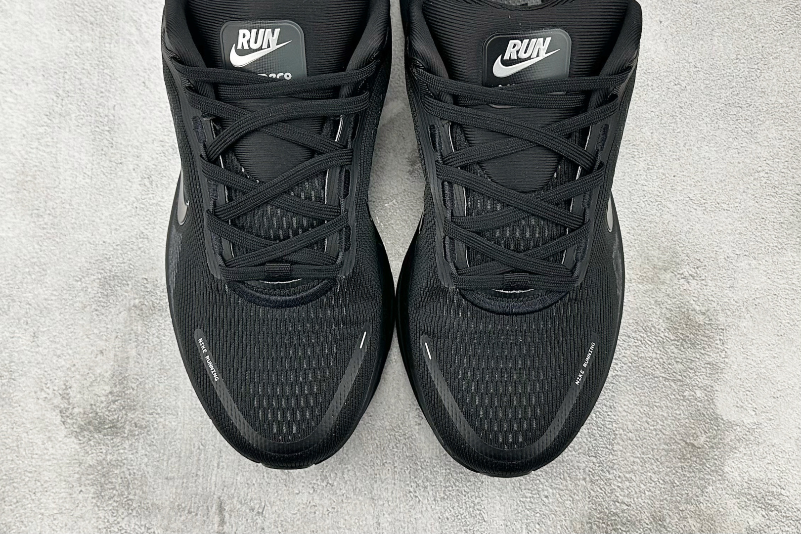 全套数据私模 Nike Vomero 18 黑色 HM6803-005