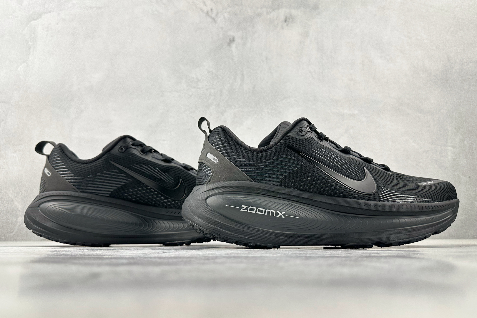 全套数据私模 Nike Vomero 18 黑色 HM6803-005