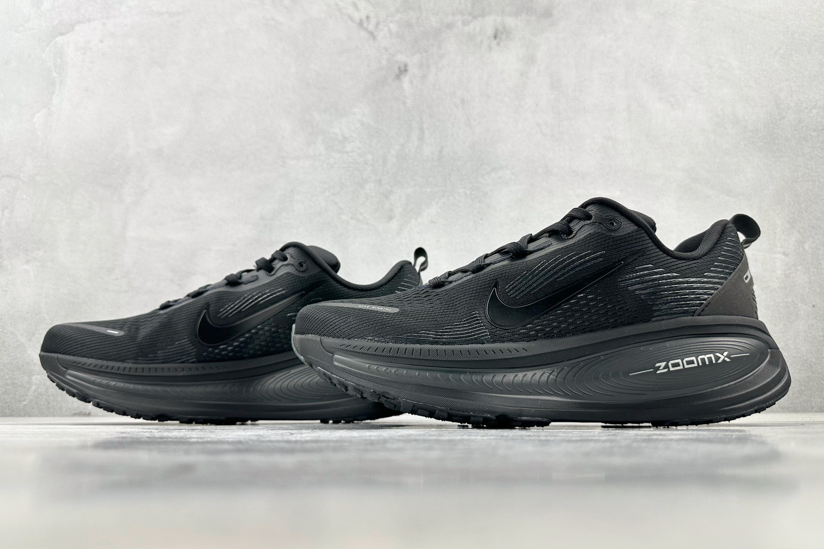 全套数据私模 Nike Vomero 18 黑色 HM6803-005
