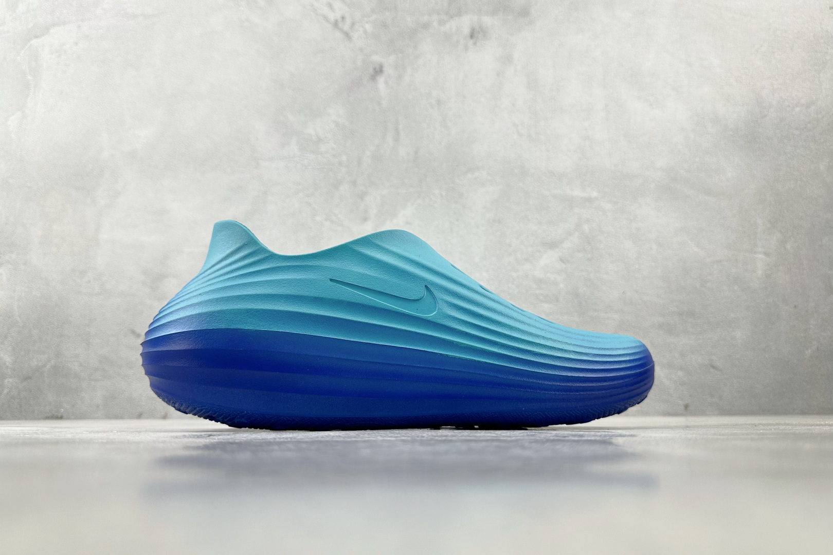 Nike ReactX Rejuven8 蓝紫 HV5060-301