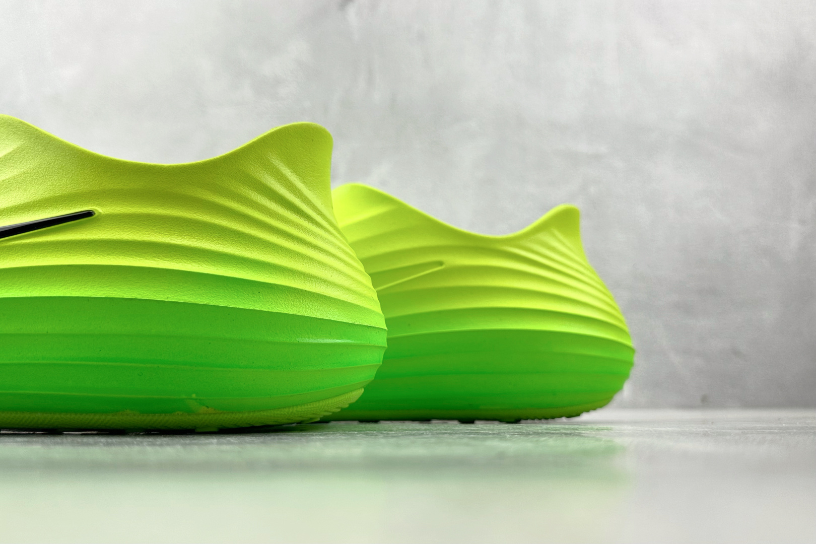 Nike ReactX Rejuven8 Green Strike 绿色 HV5060-300