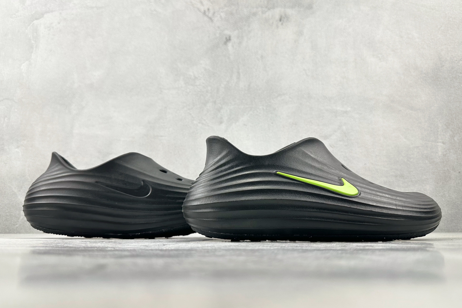 Nike ReactX Rejuven8 黑绿 HV5060-003