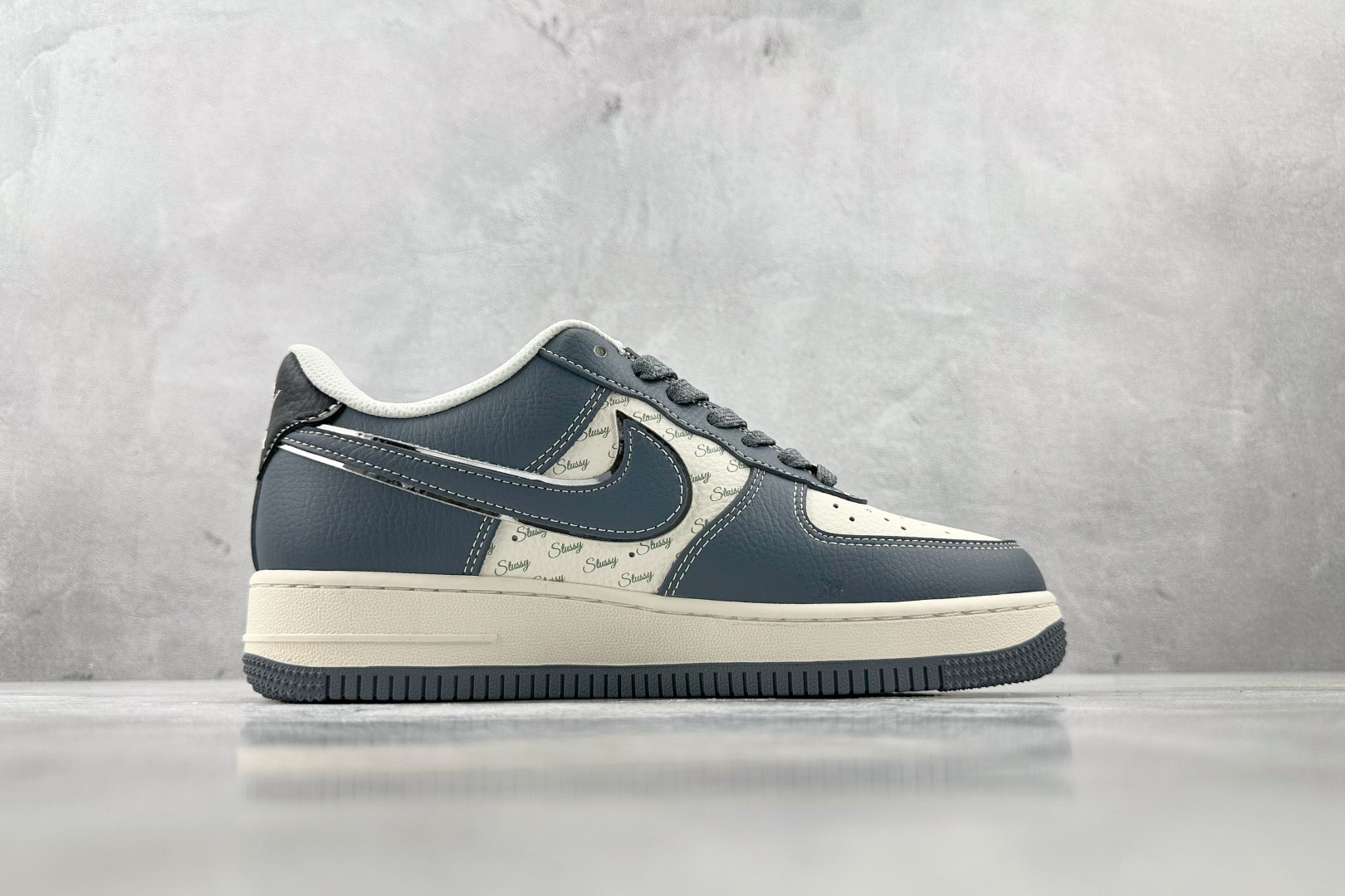 Nike Air Force 1'07 斯图西 联名 蓝白 XS1958-553