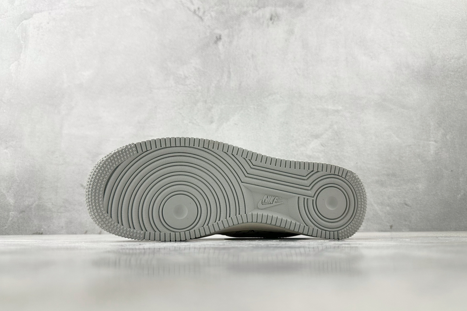 Nike Air Force 1'07 LV 联名 米白灰 XX3168-159