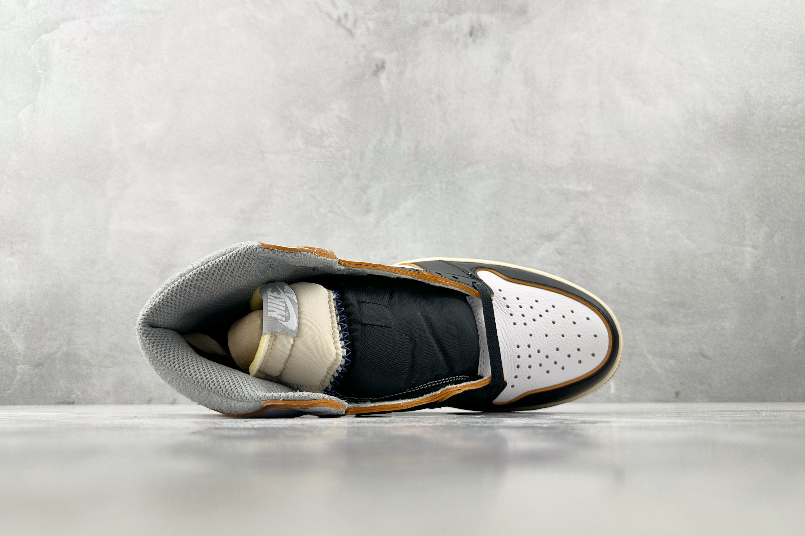 东南亚订单 Union x Jordan Air Jordan 1 Retro High Og Nrg黑白红 BV1300-106