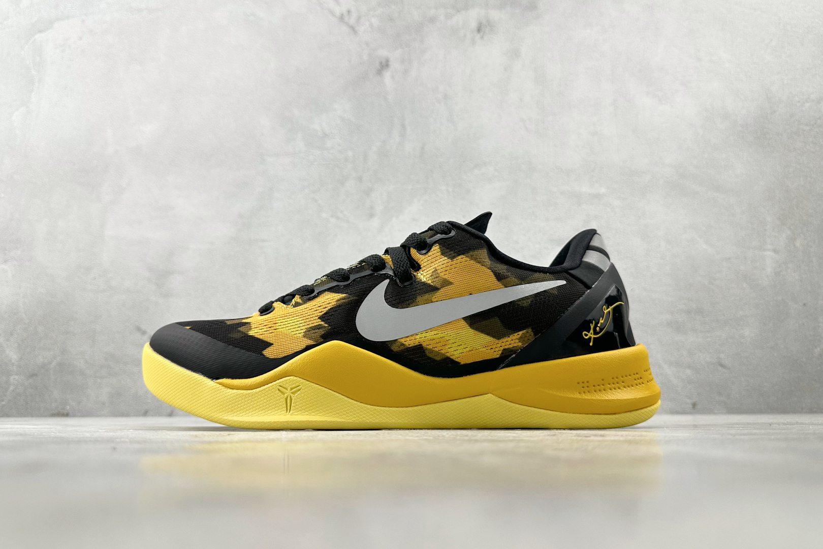 450 纯原生产线 Nike Kobe 8 ZK 8 圆头系带 黑黄 国内XDR版 555286-077