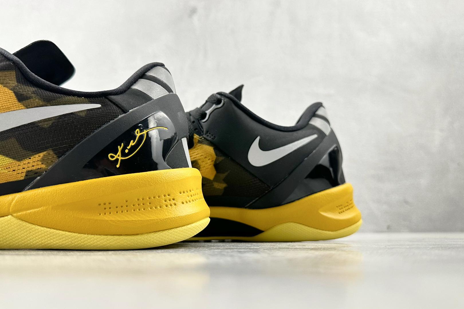 450 纯原生产线 Nike Kobe 8 ZK 8 圆头系带 黑黄 国内XDR版 555286-077