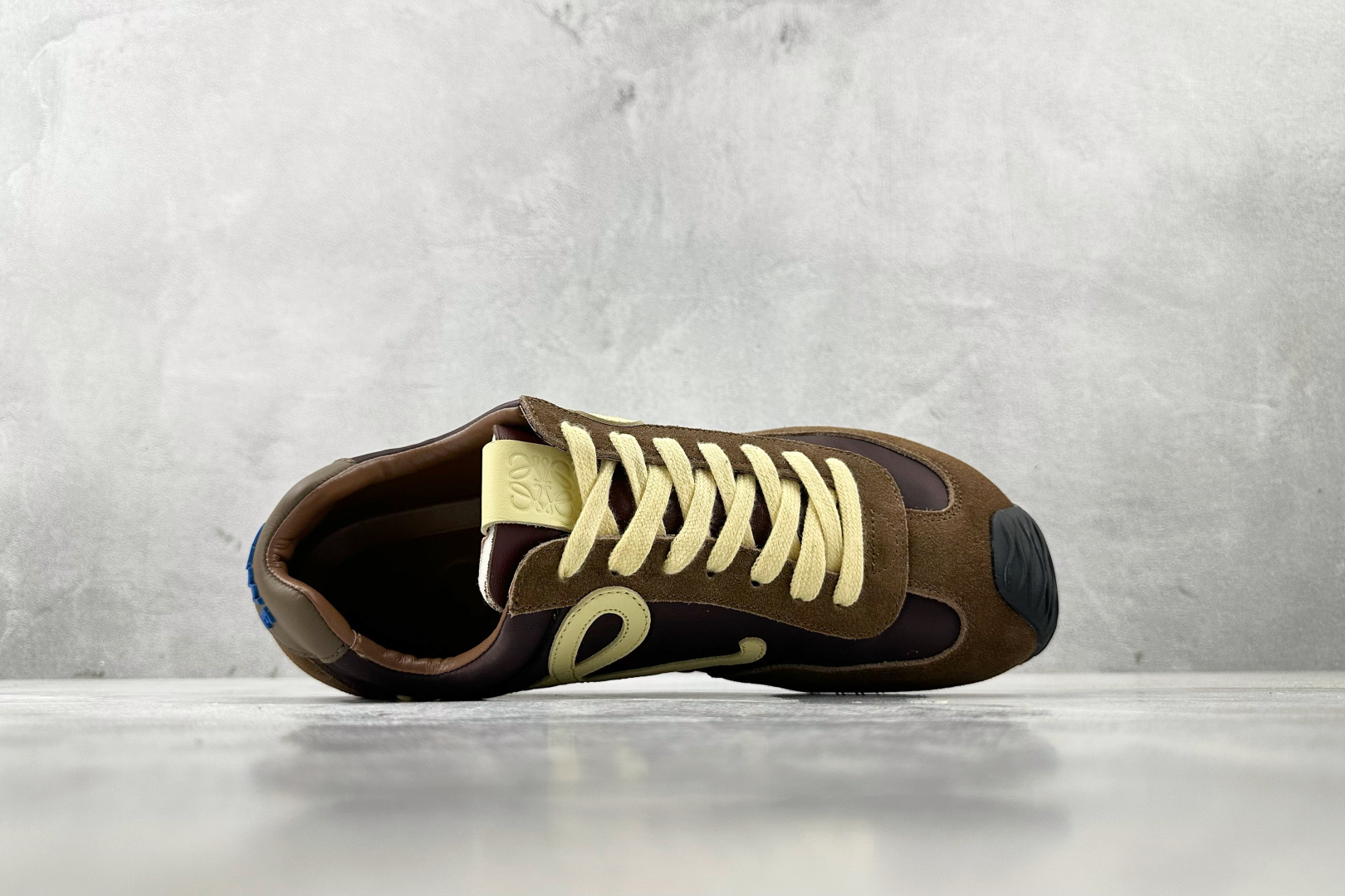 320 LOEWE罗意威 Ballet Runner 2.0 棕色 LBR2282X11-4865