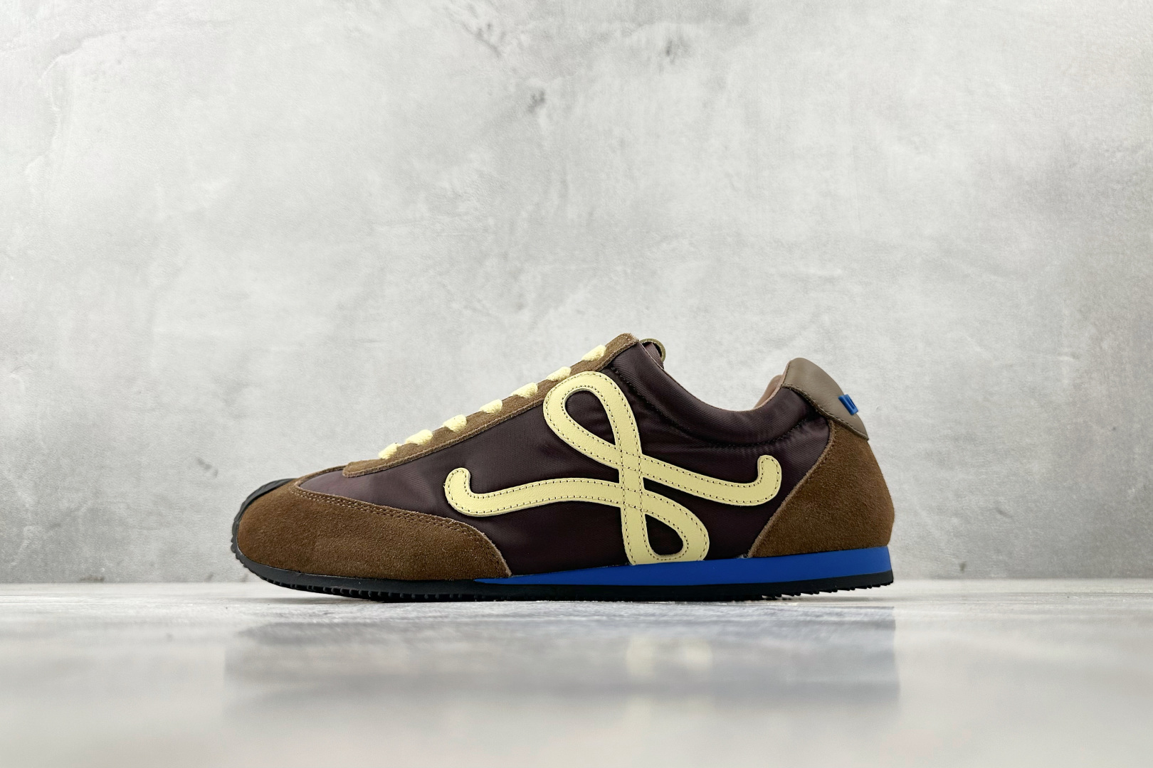 320 LOEWE罗意威 Ballet Runner 2.0 棕色 LBR2282X11-4865
