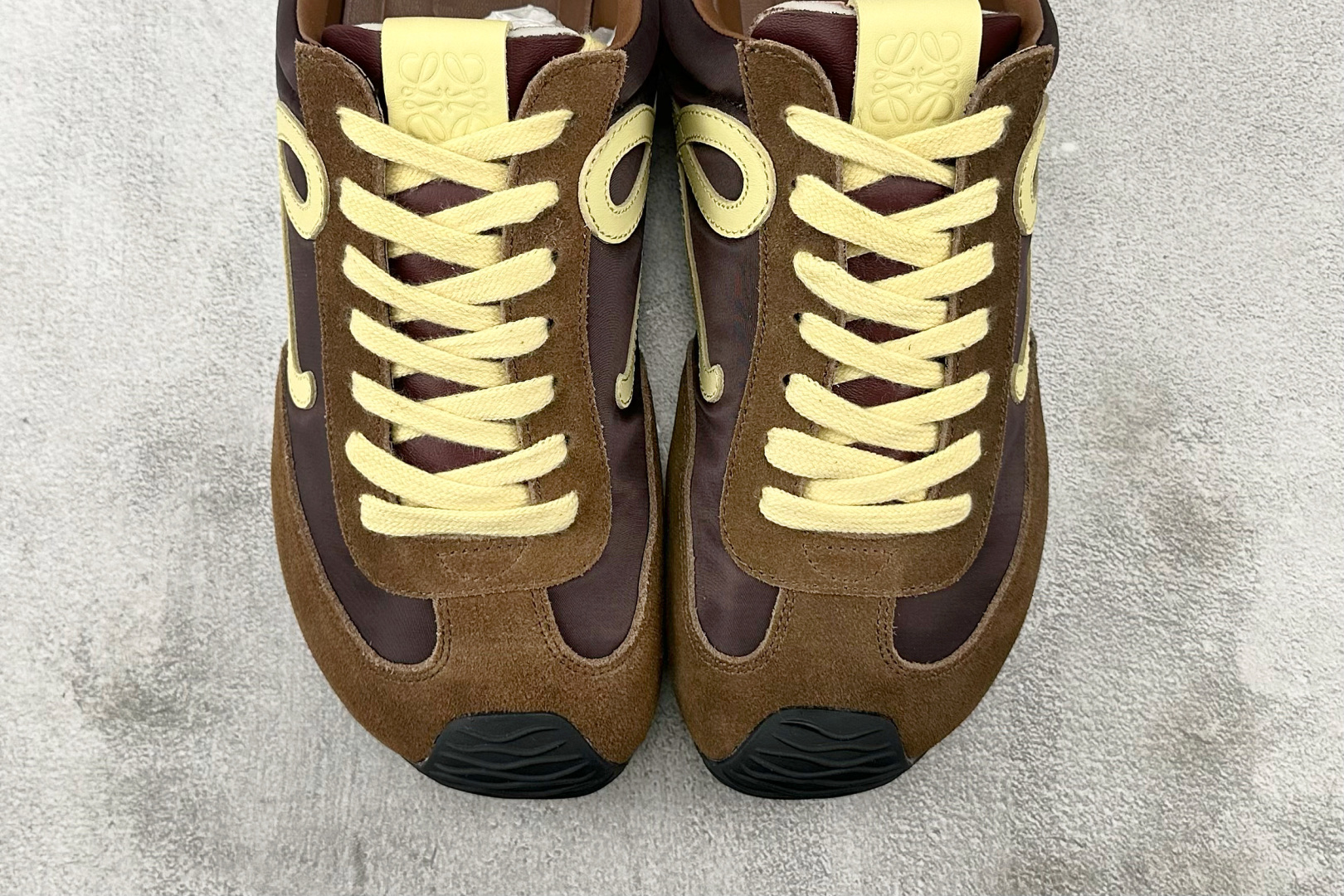 320 LOEWE罗意威 Ballet Runner 2.0 棕色 LBR2282X11-4865