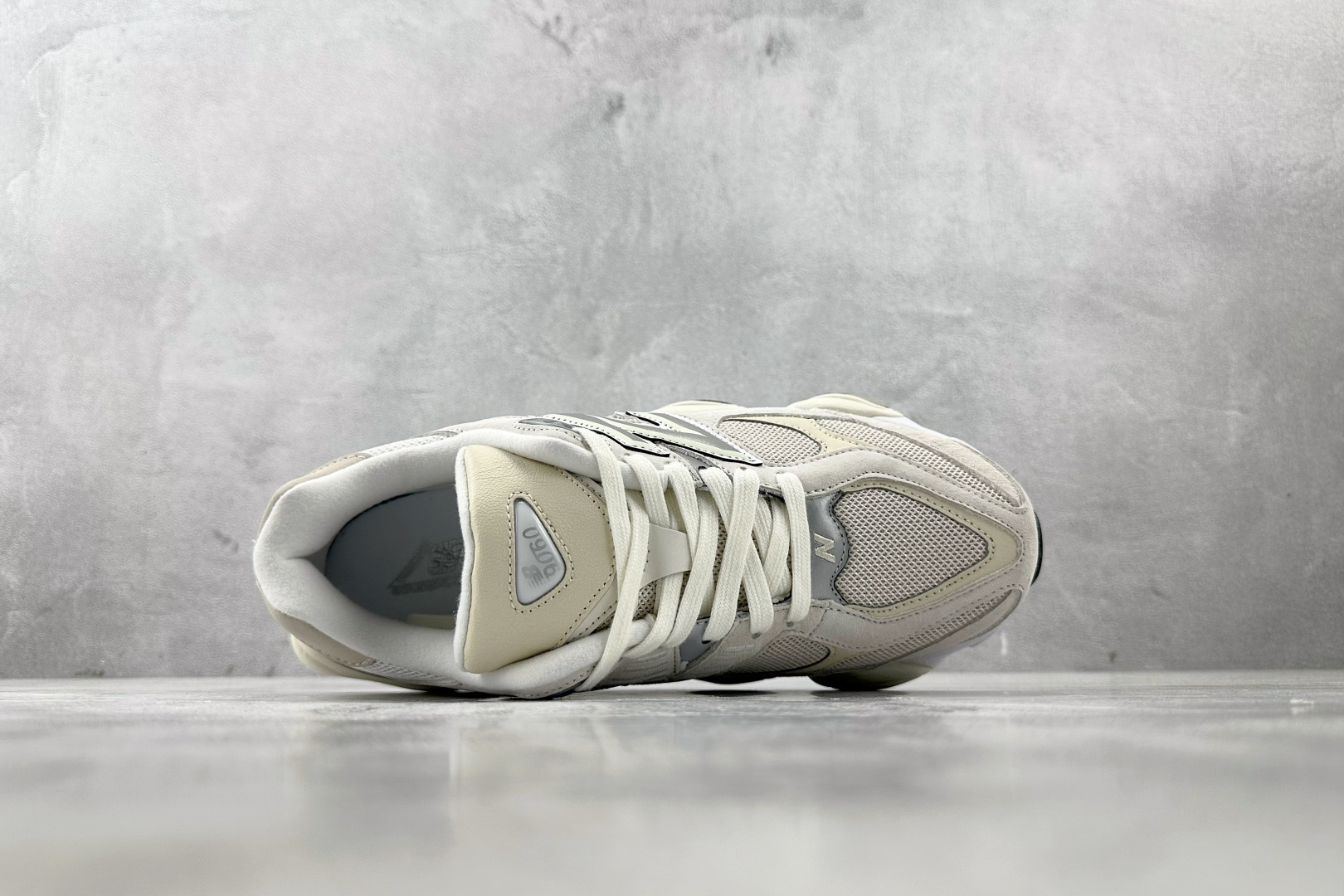 240 大厂出品 New Balance NB 9060米色 U9060WHT
