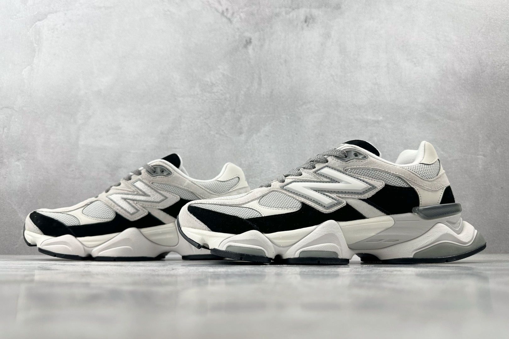 240 大厂出品 New Balance NB 9060 浅灰色 U9060JBB