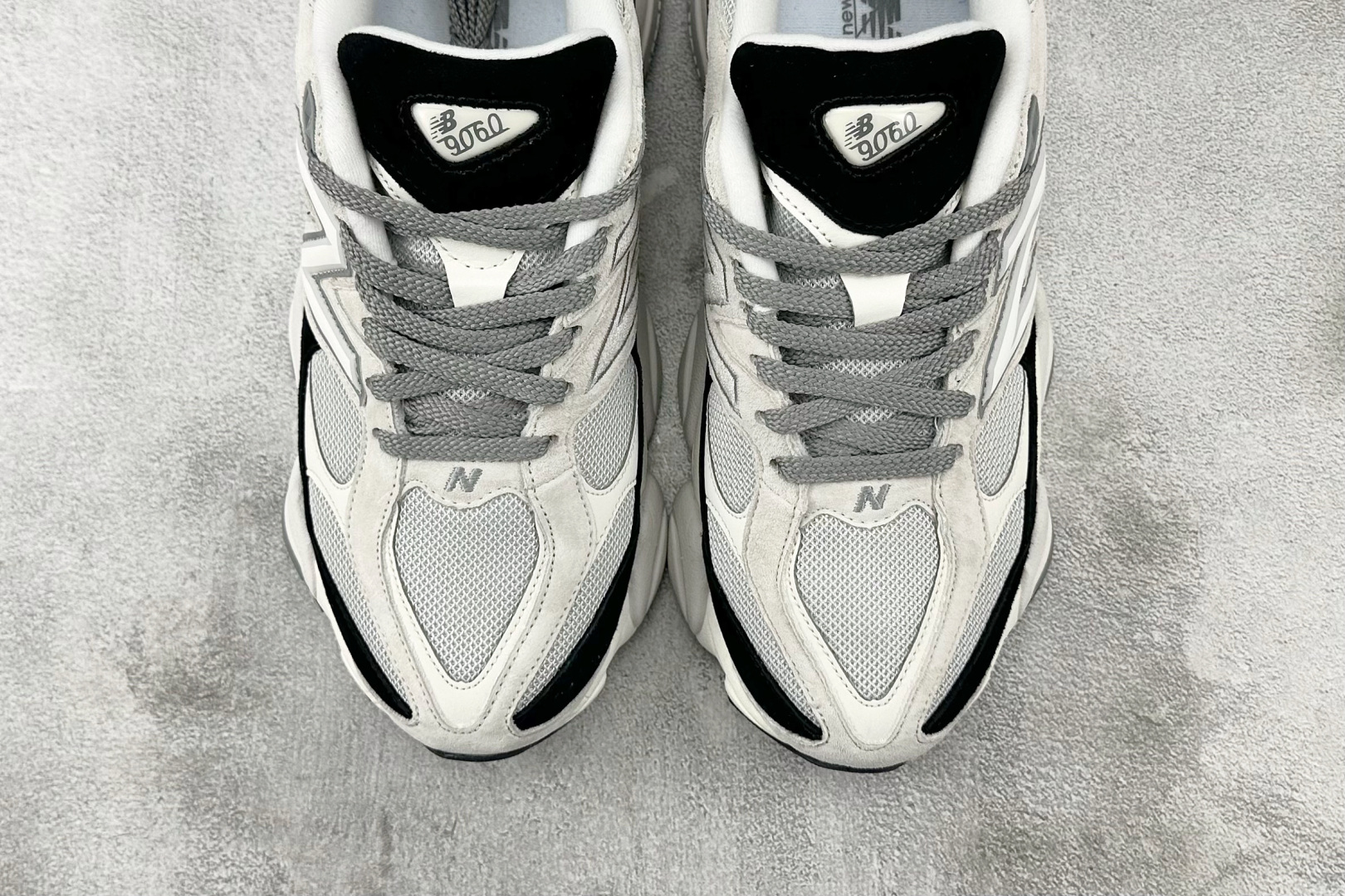 240 大厂出品 New Balance NB 9060 浅灰色 U9060JBB