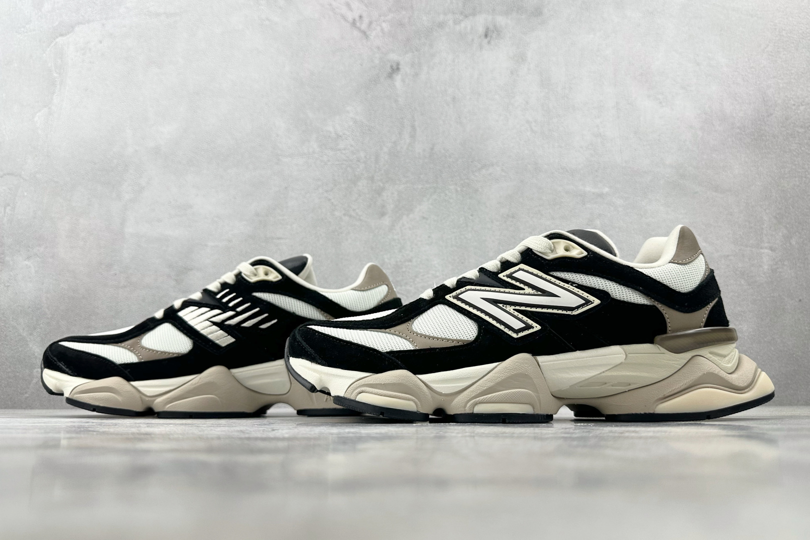 240 大厂出品 New Balance NB 9060 Sea Salt 黑白 U9060BLZ