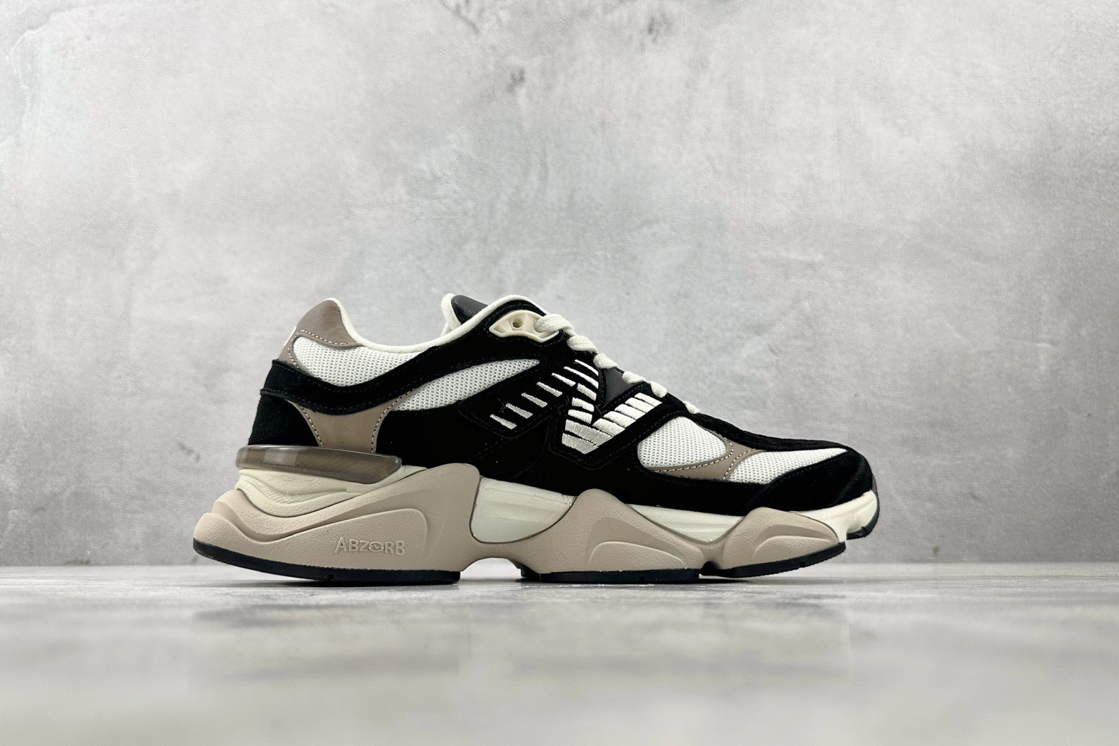 240 大厂出品 New Balance NB 9060 Sea Salt 黑白 U9060BLZ