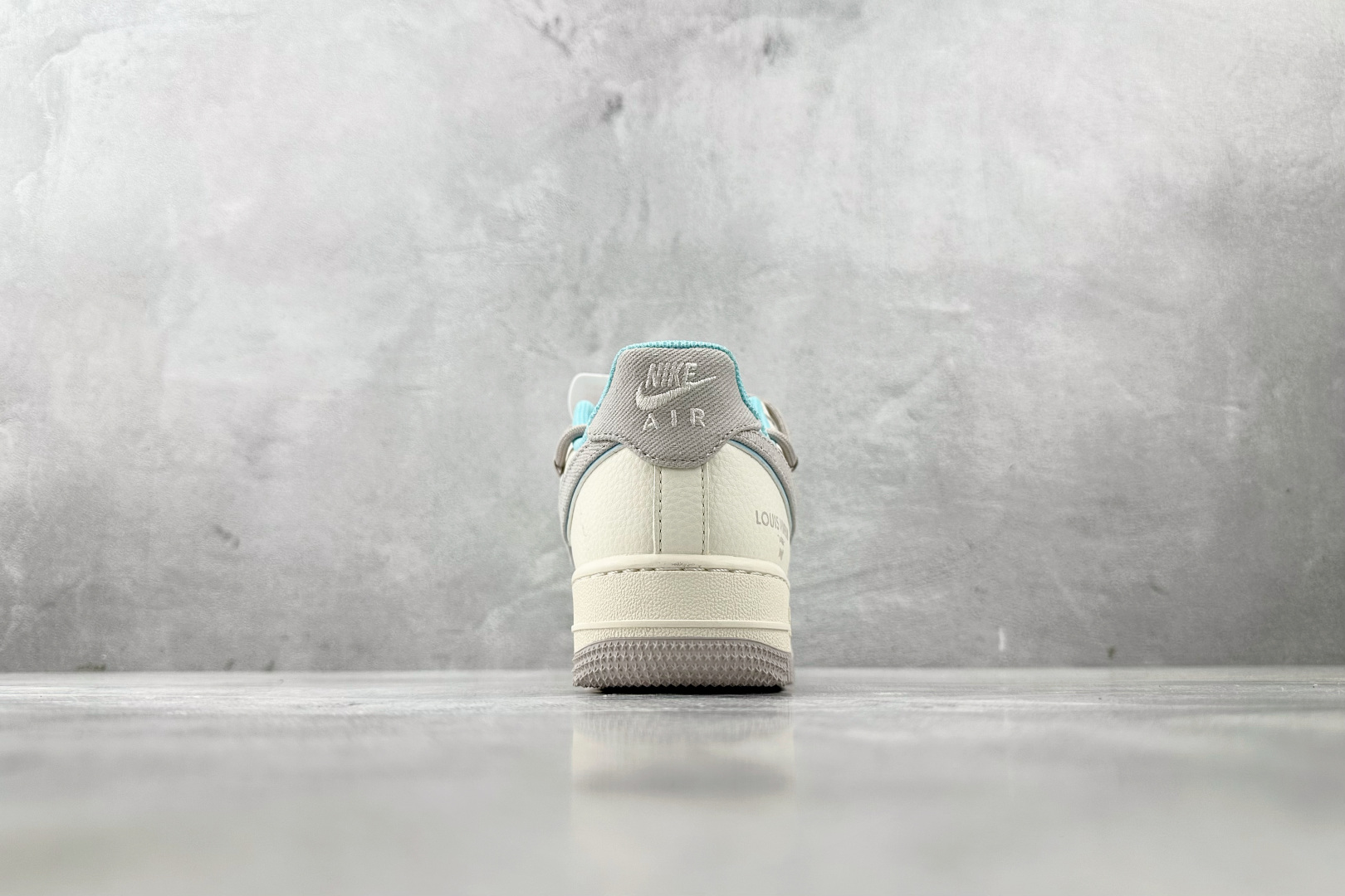 Nike Air Force 1'07 LV 联名 米白灰 DM6868-095