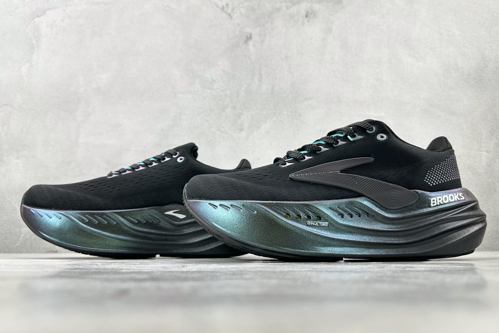 东南亚订单 Brooks布鲁克斯 Glycerin max 黑色 1104471D026