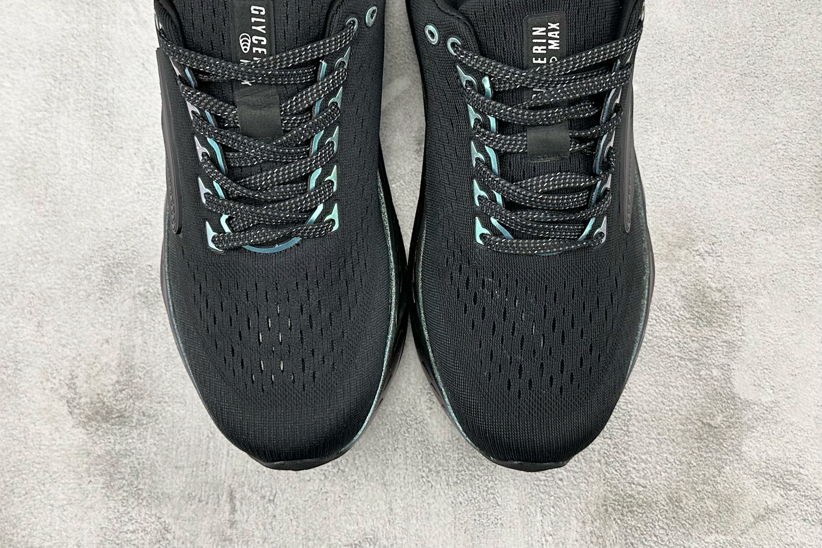 东南亚订单 Brooks布鲁克斯 Glycerin max 黑色 1104471D026