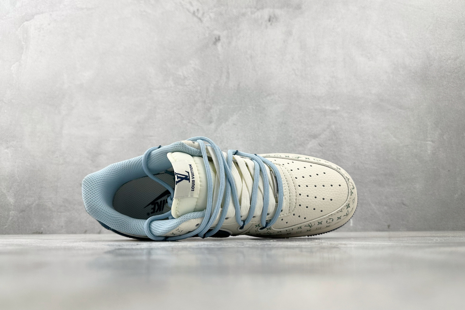 Nike Air Force 1'07 LV 联名 白蓝 DM6868-096