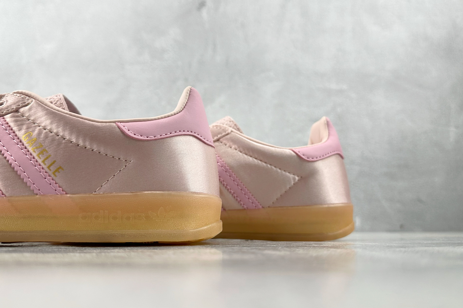 出口订单 adidas originals GAZELLE INDOOR 粉色 JI2709
