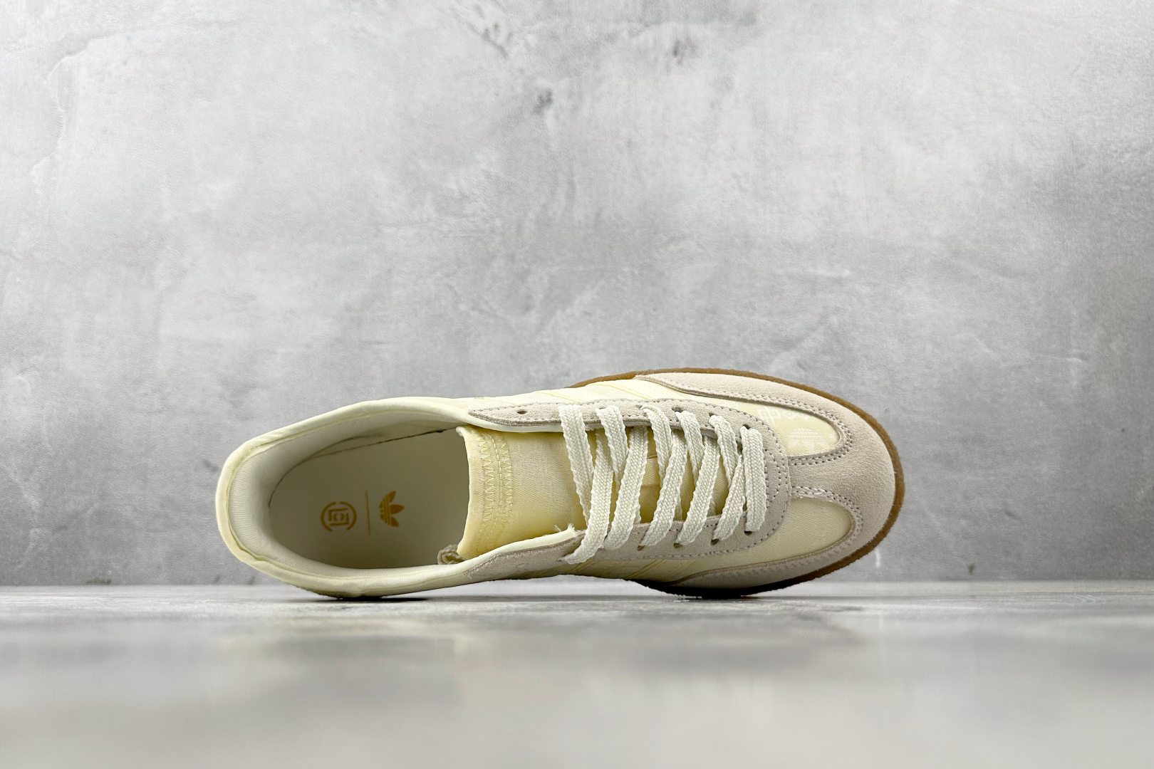 出口订单 CLOT x adidas originals GAZELLE ”Crepe Sole Pack”米白 JR5410