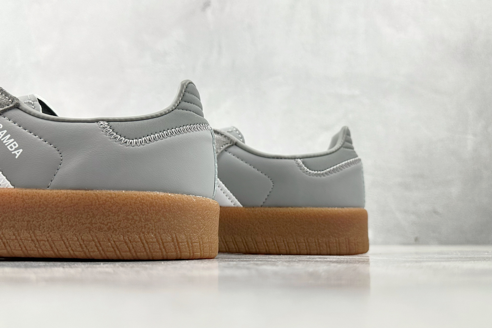 出口订单 adidas originals SAMBAE 灰色 IE9108