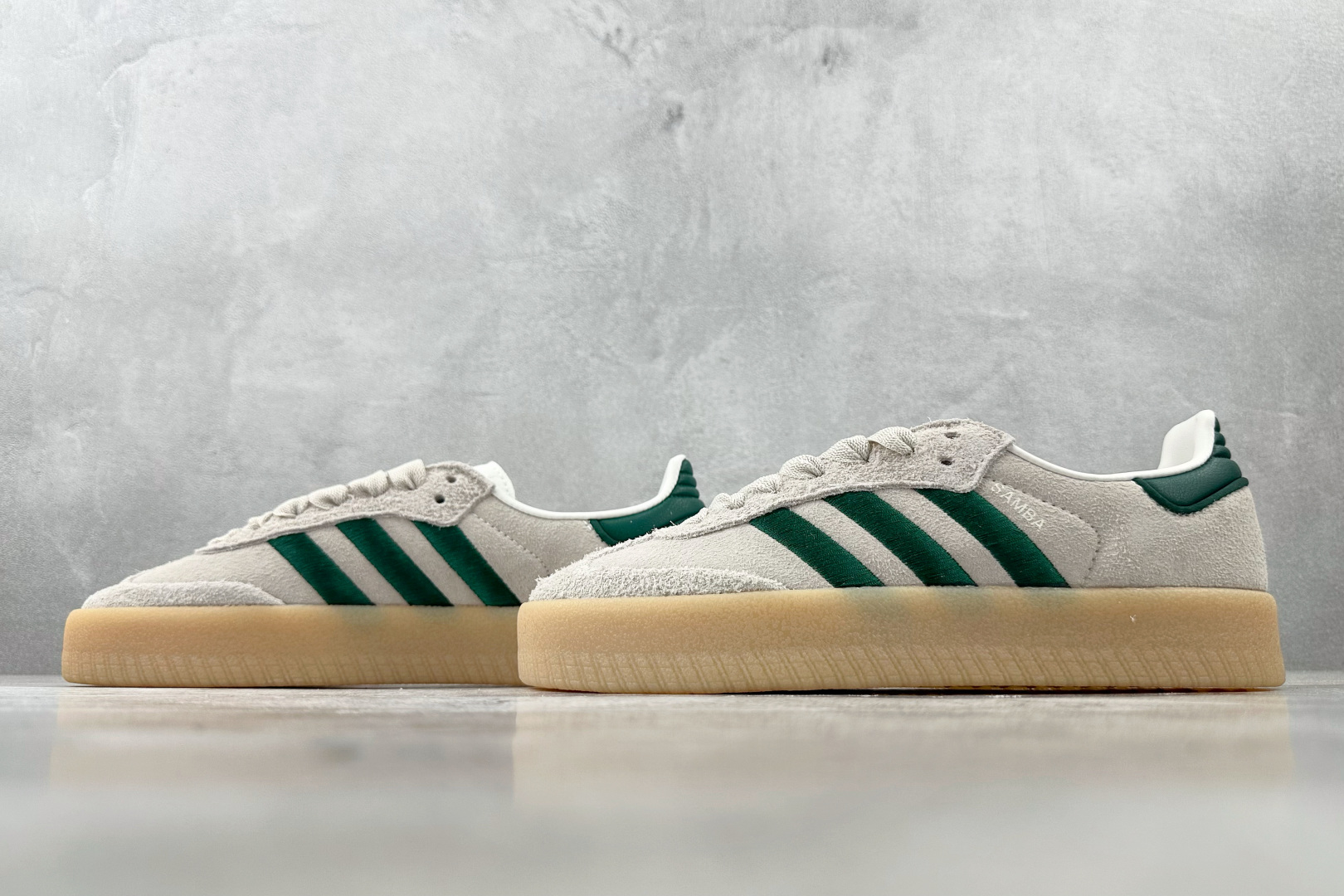 出口订单 adidas originals SAMBAE 灰绿 JQ0252