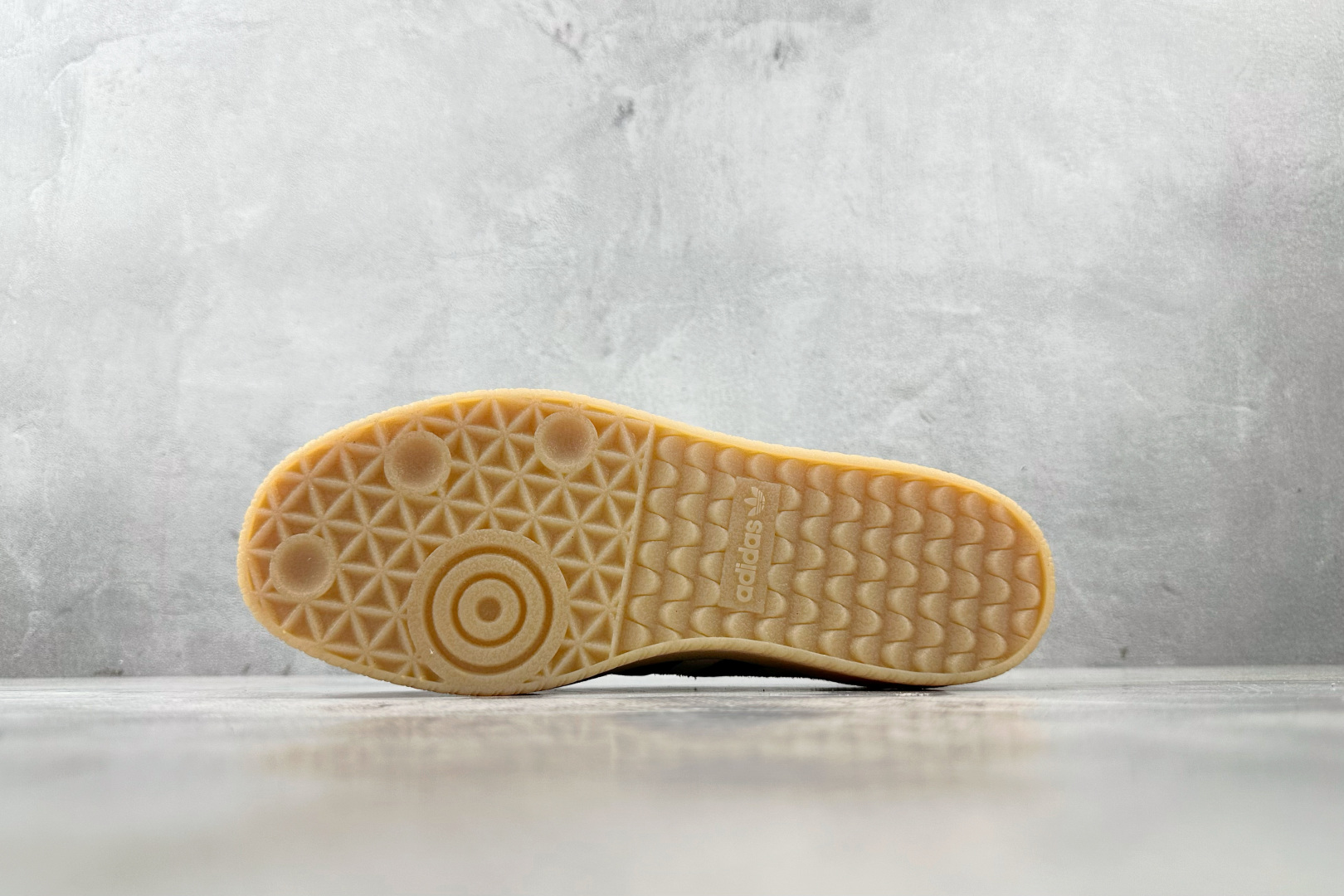 出口订单 adidas originals SAMBAE 灰绿 JQ0252