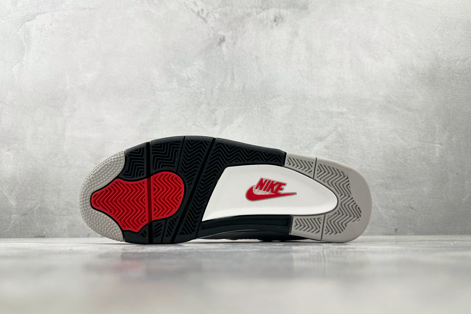 顶级纯原 Jordan Air Jordan 4 Retro ”White Cement”白水泥 白灰 FV5029-100