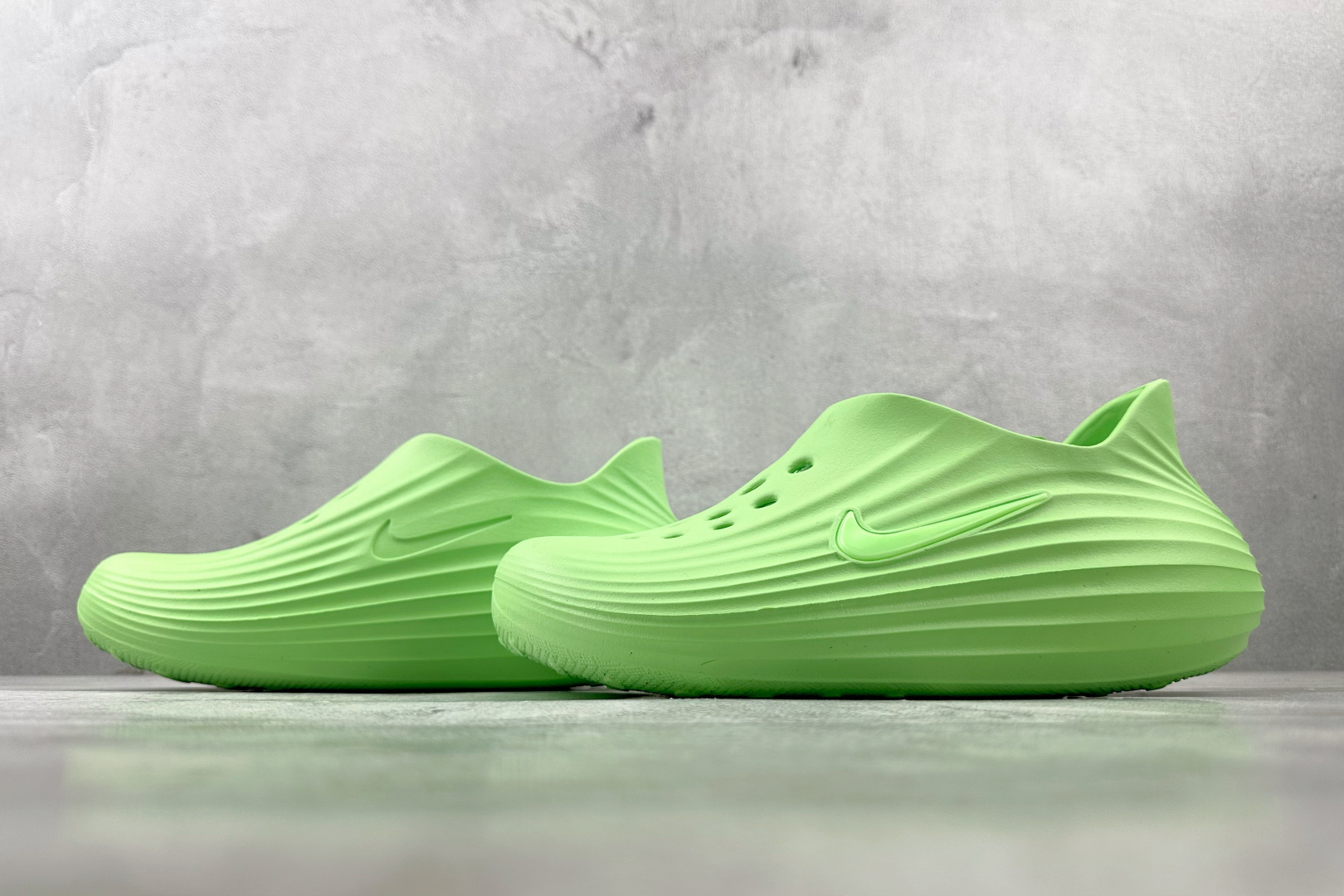 D 版 
Nike ReactX Rejuven 绿色

货号：HV5062-700
尺码：36 36.