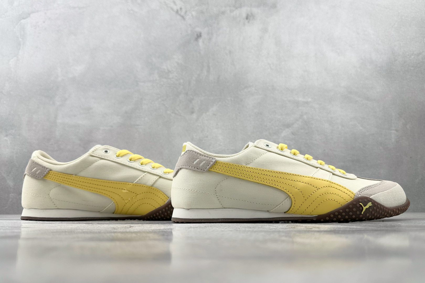 PM 
平台爆款  PUMA Bella UT Canvas 白黄

货号：-01
尺码：35.5 36