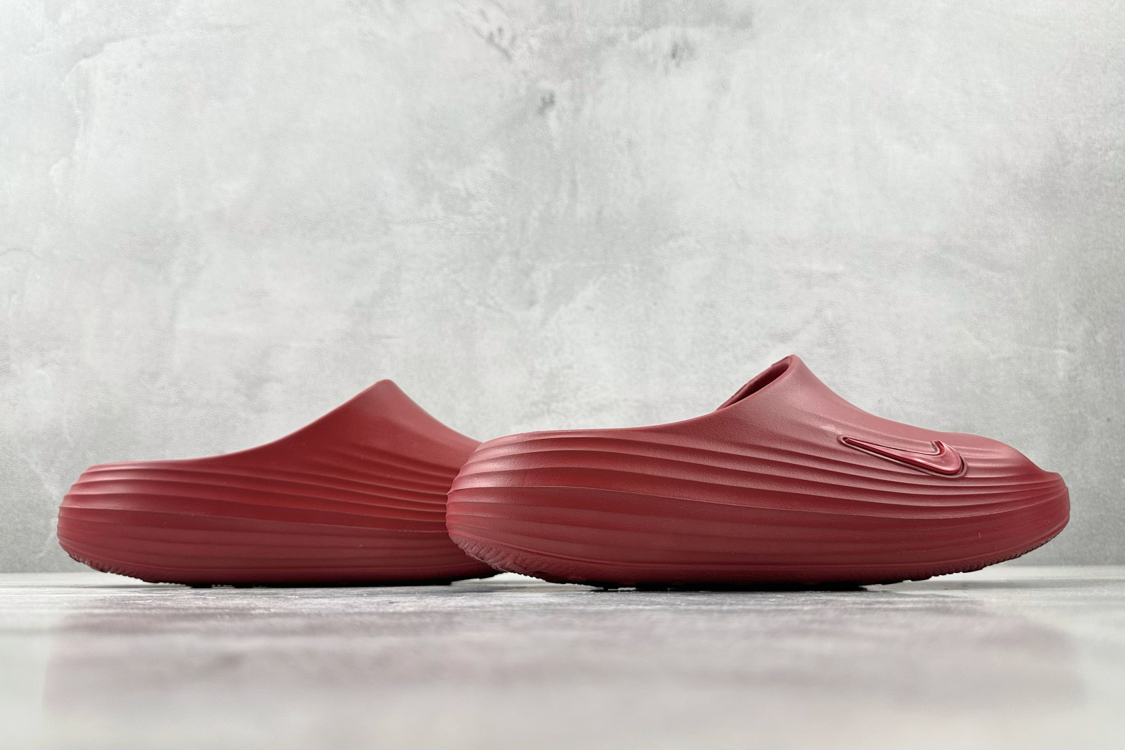 Nike ReactX Rejuven8 红色 HV4479-600