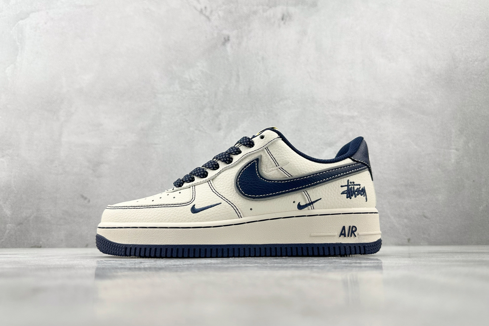 Nike Air Force 1’07 斯图西 联名 米白蓝 HH7518-061