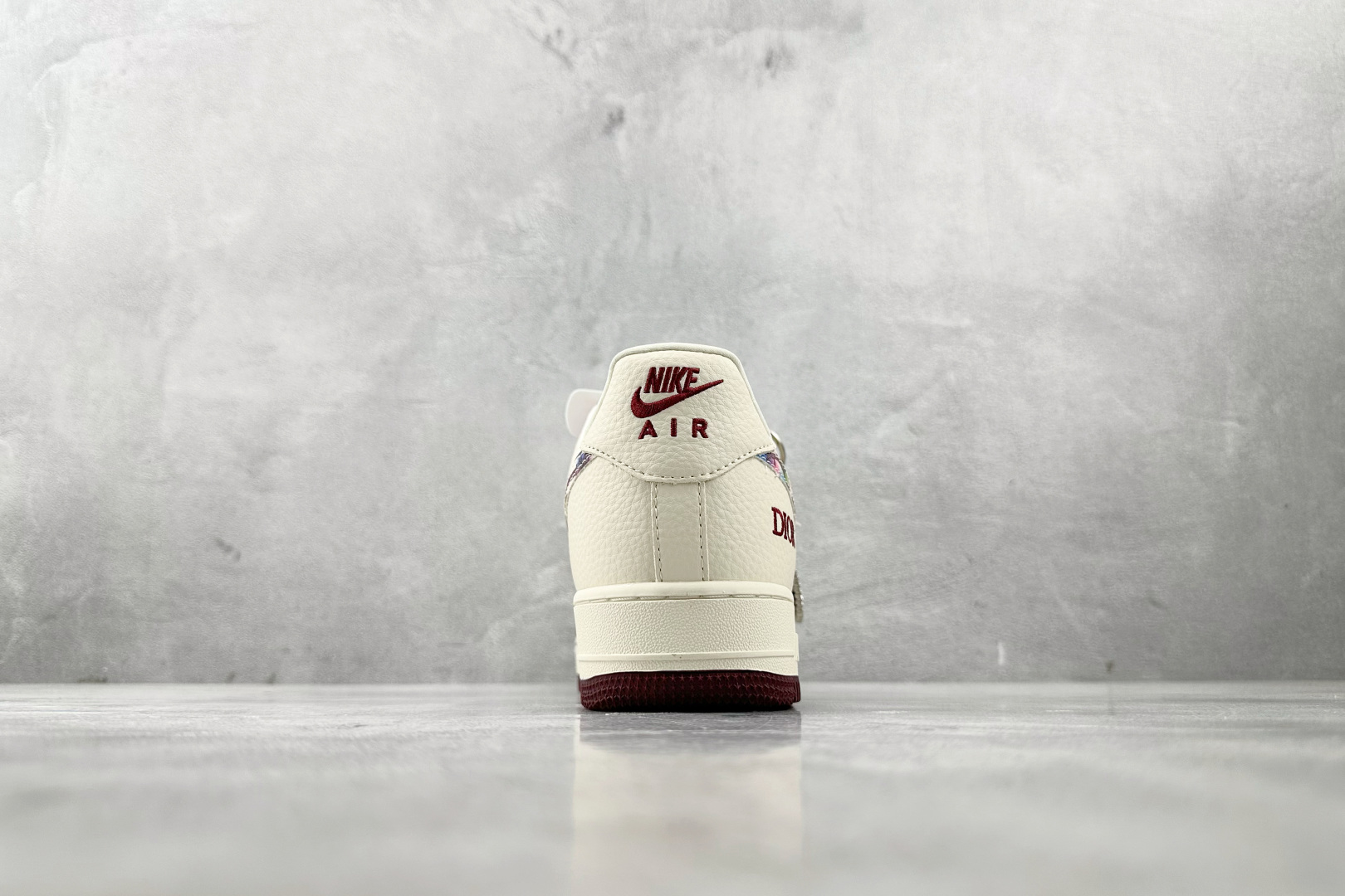 Nike Air Force 1'07 DIOR 联名 米白红 DF0188-063
