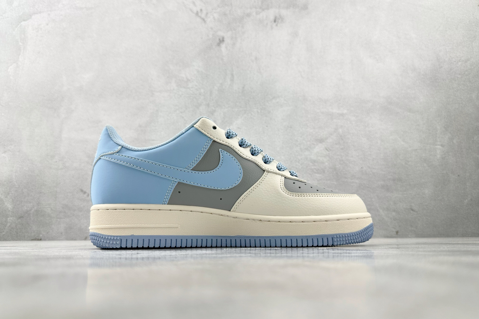 Nike Air Force 1'07 猿人头 联名 蓝白灰 BB95990-203