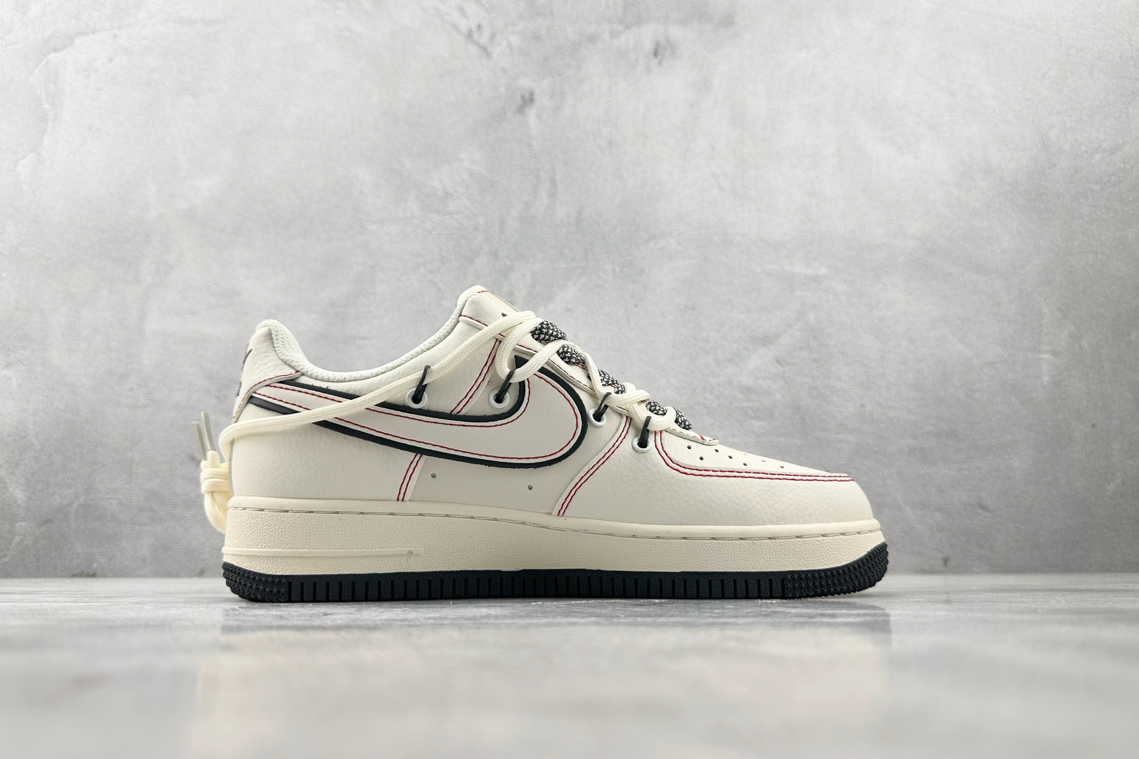 Nike Air Force 1'07 supreme 联名 米白灰 SJ1198-600