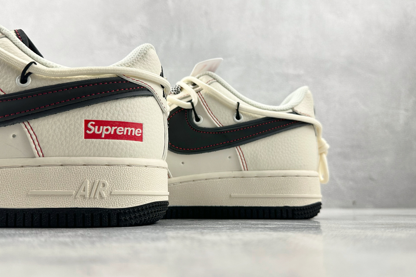 Nike Air Force 1'07 supreme 联名 米白黑 SJ1198-104
