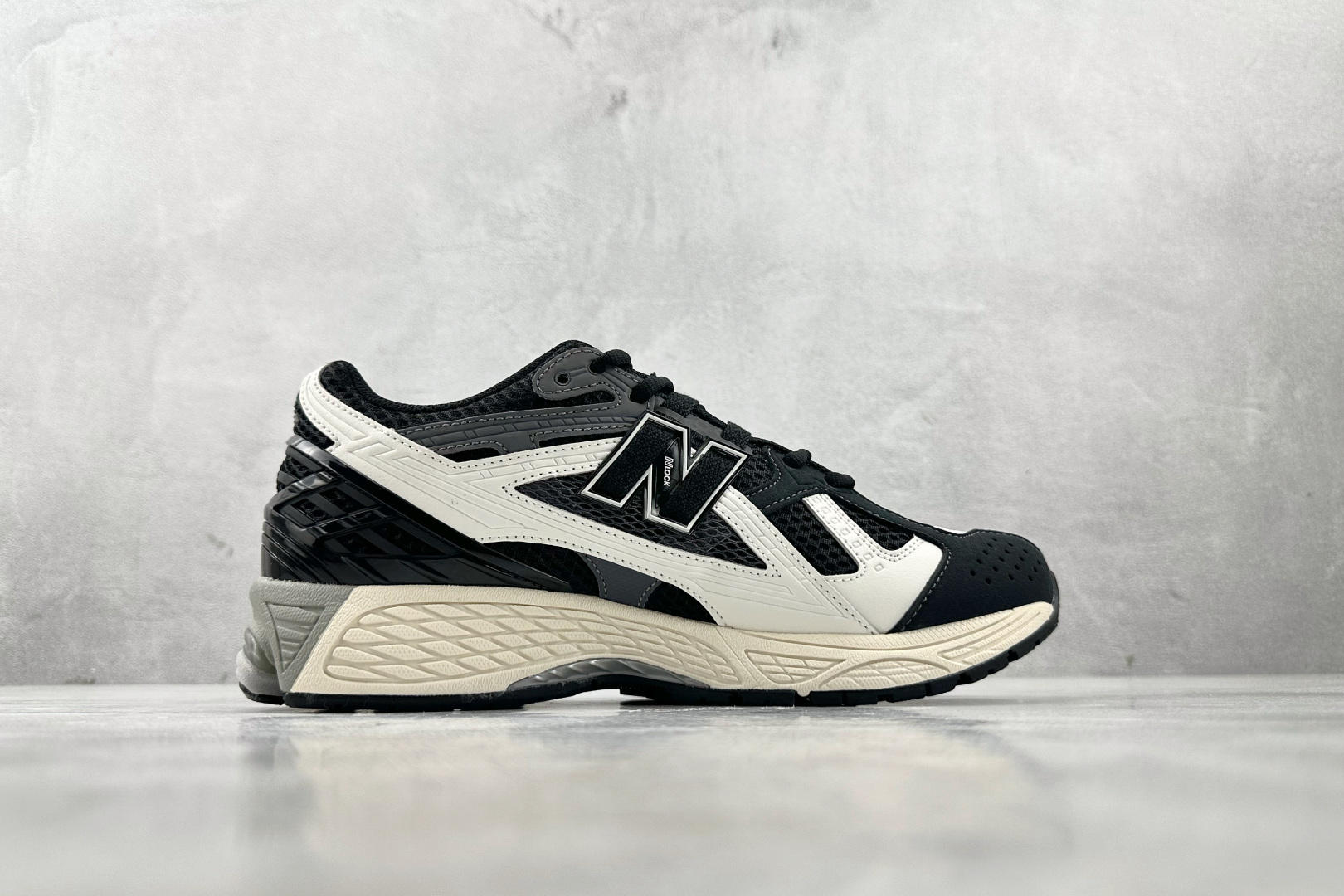 大厂出品 New Balance NB 1906U 黑米色 U1906NC