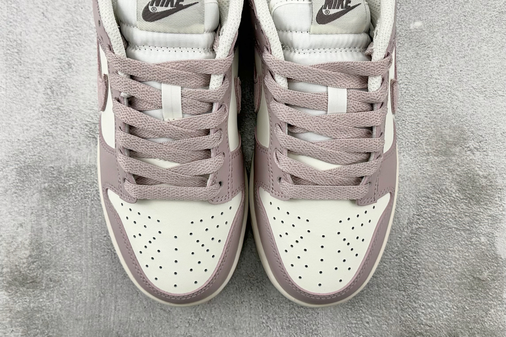 Nike Dunk Low 粉白色 FB9109-122
