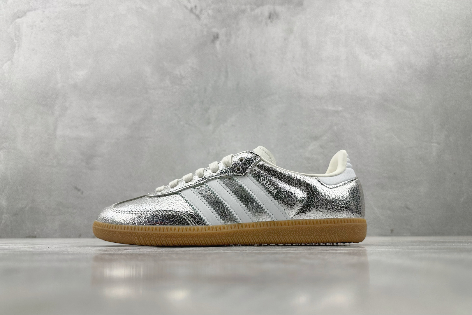 adidas originals Samba OG 银色 JR0035