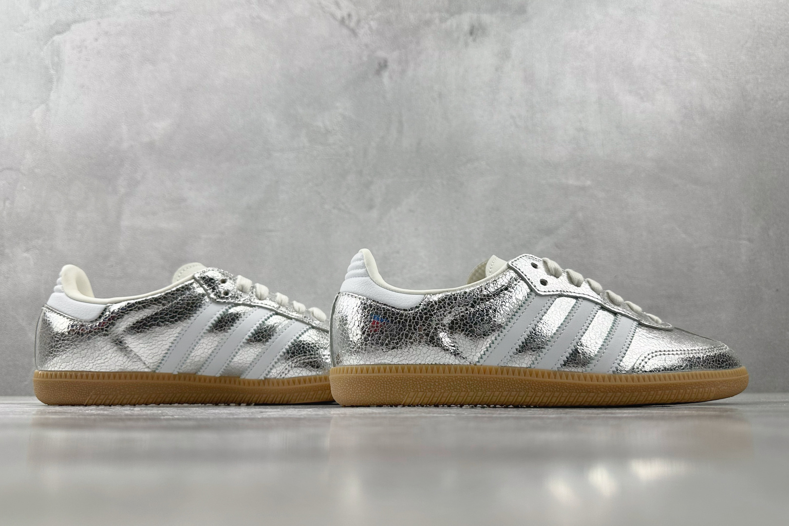 adidas originals Samba OG 银色 JR0035