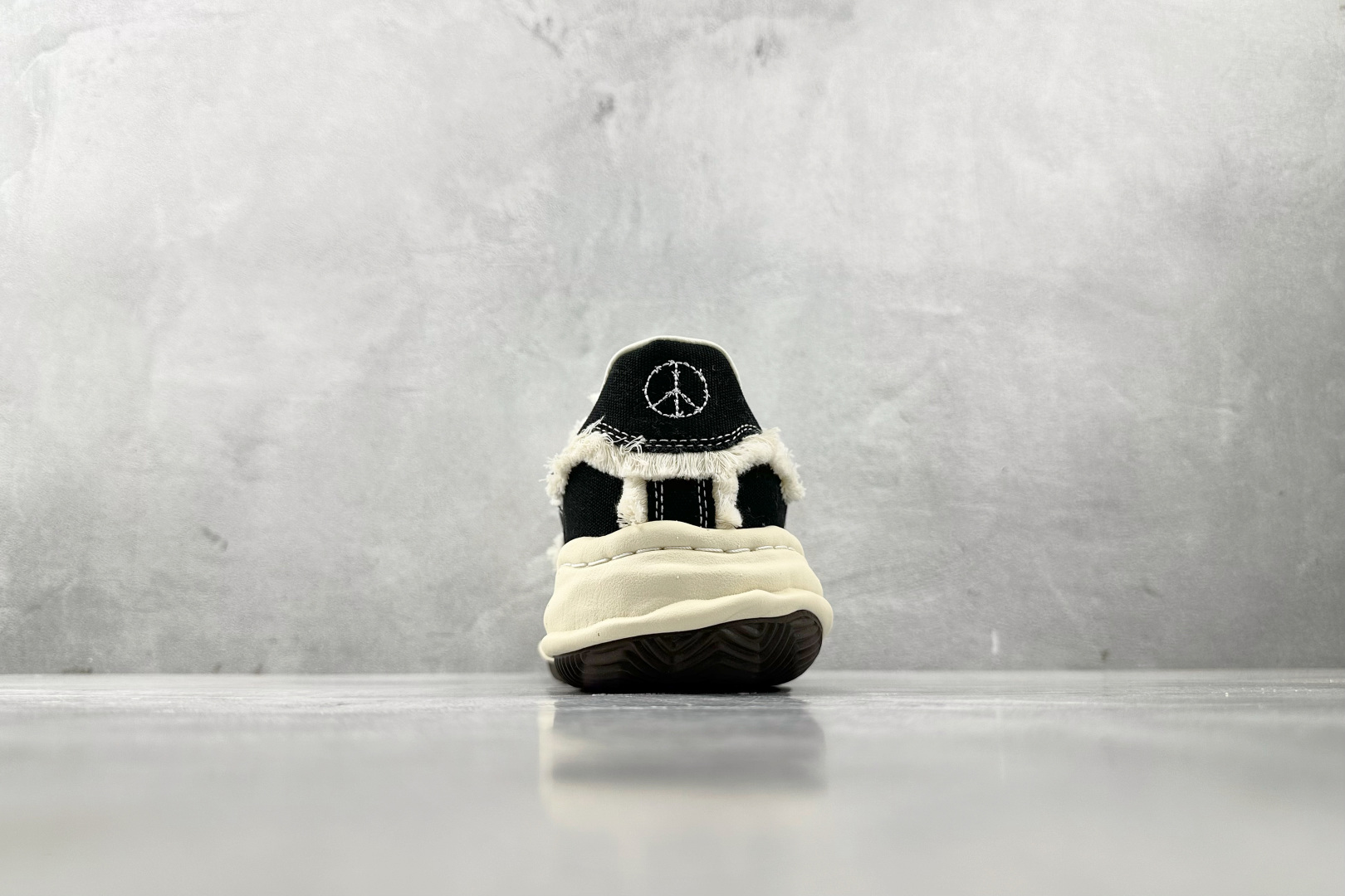 MIHARA YASUHIRO/三原康裕 x xVESSEL 黑色 C13FW713